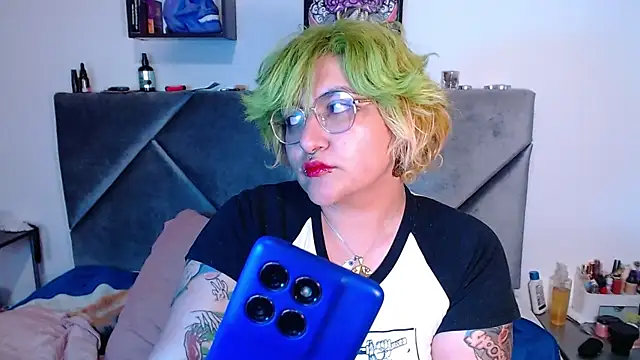 XxGreenGoodxX's cam snapshot