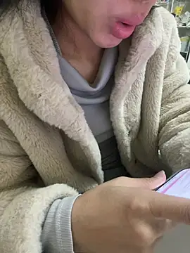 Mina048's cam snapshot