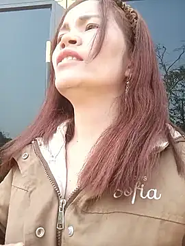 nangmo's cam snapshot