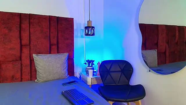 little_amber's cam snapshot