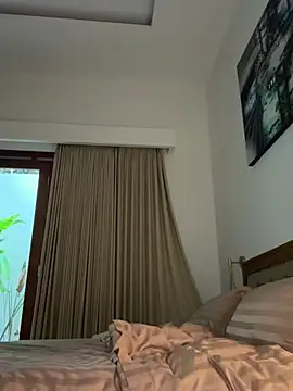 Milly_Meyson's cam snapshot