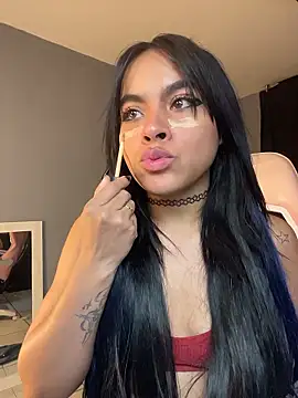 sophie_banks's cam snapshot