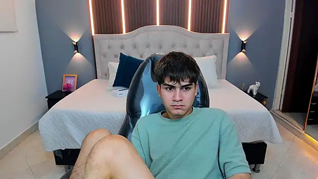 Tommy18__ live sex cam