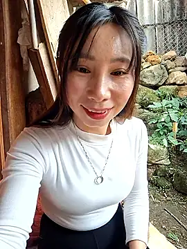 Adela-222's cam snapshot