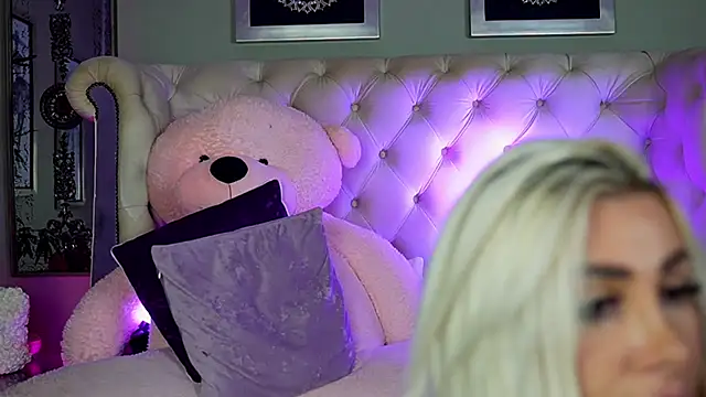 Squirt_Tanya's cam snapshot