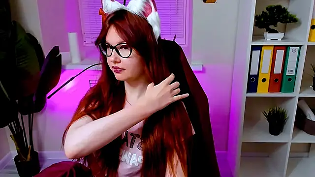 CarolGiggly live sex cam