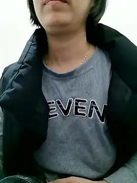 love_sexy090's cam snapshot