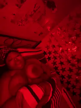 Chocolatebunnyxx96's cam snapshot