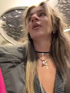 EvvaMur's cam snapshot