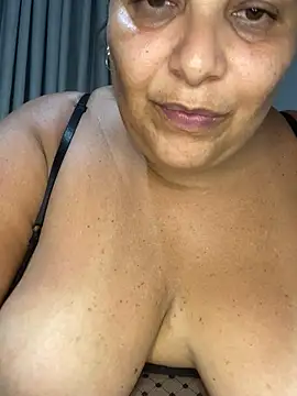 Livpoppe live sex cam