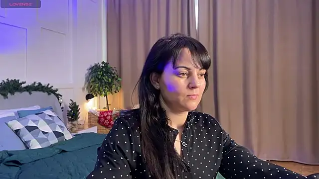 _SilkyShadow_'s cam snapshot