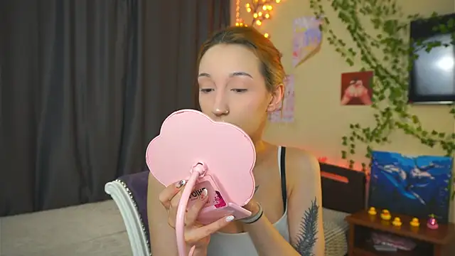 MaryroseRoeder's cam snapshot