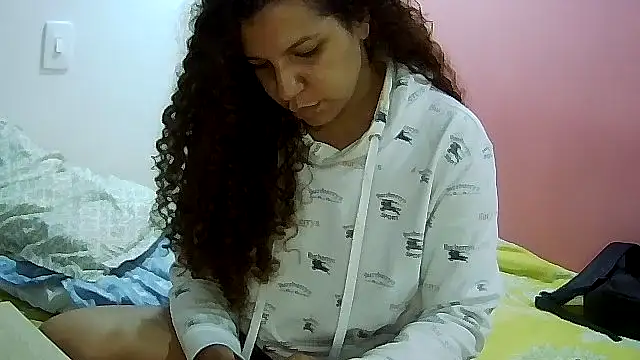 gatubelahot live sex cam