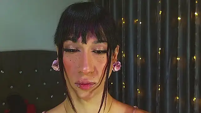 Kenisha_Sweet live sex cam