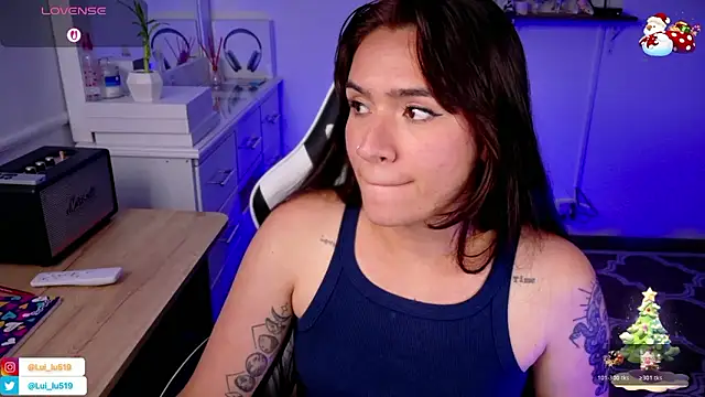 ImLui_lu's cam snapshot