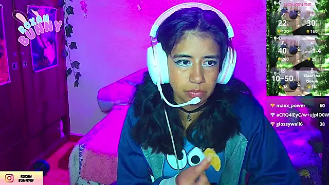 Roxanbunny1 live sex cam