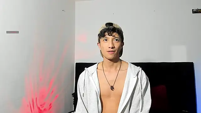 mhatias_'s cam snapshot