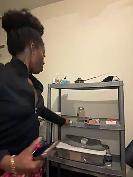 choclatepeaach's cam snapshot