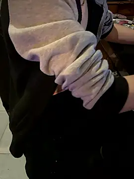 jobart-off live sex cam