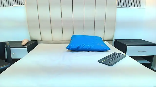 agatha_fit live sex cam