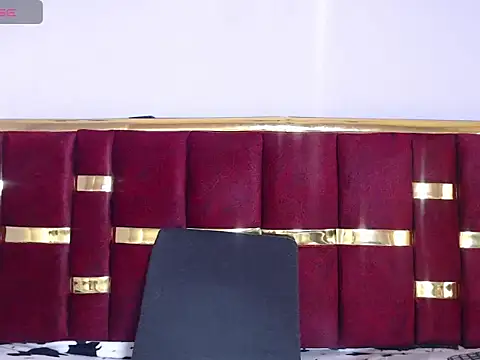 ALICE_GLOW_'s cam snapshot