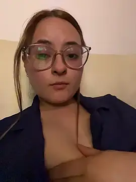 Lilaa2305's cam snapshot