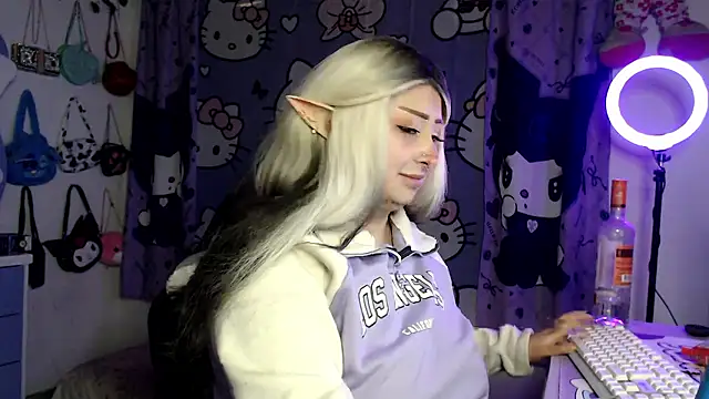 lussyevans24 live sex cam