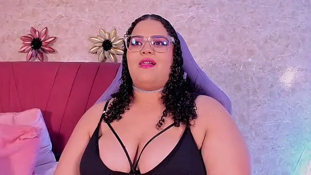 MelannieSimons live sex cam