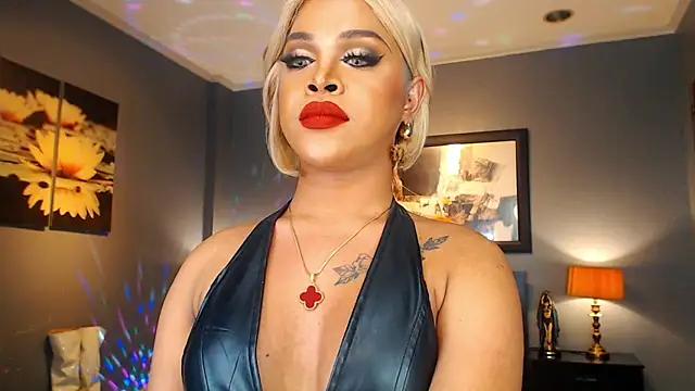 MarryQueen22 live sex cam