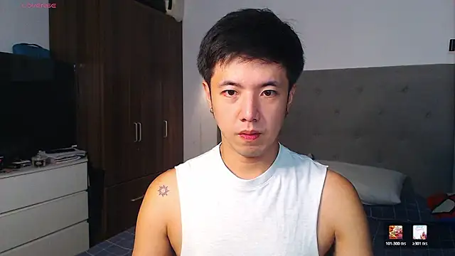 Addictiveboi live sex cam