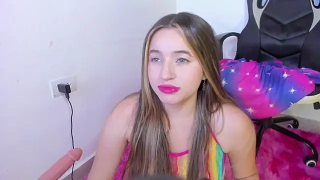 Sophie_spencer1's cam snapshot