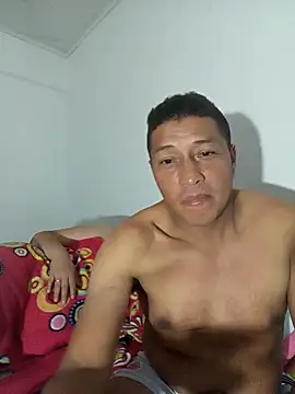 pareja_latina1483 live sex cam