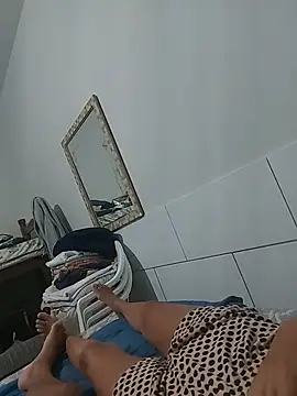 Merlin2310 live sex cam