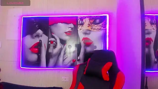 dolly_boob live sex cam