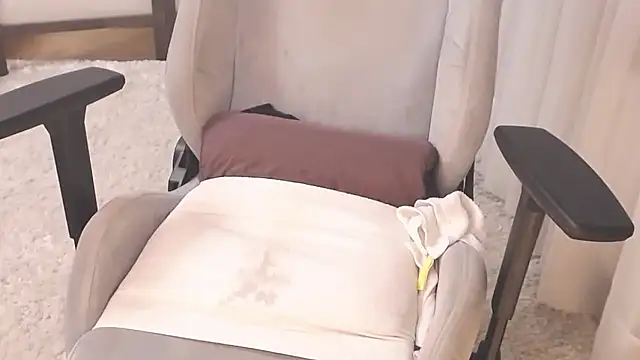 ms_Hot_milf's cam snapshot