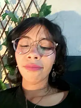 dolliette24 live sex cam