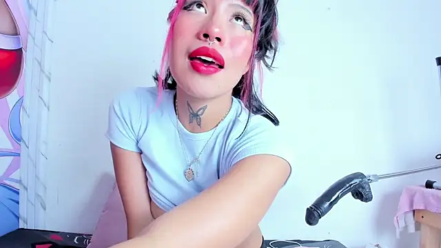 Georgina_Astor's cam snapshot