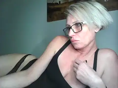 Thea_Rosi's cam snapshot