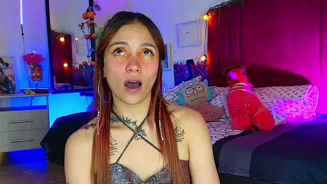 alisson_zafiro_'s cam snapshot