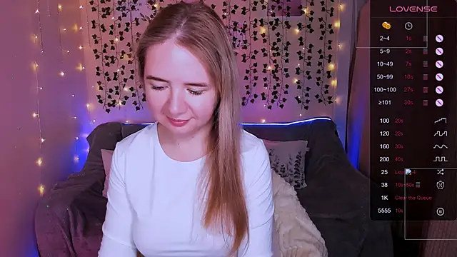 Evaa_Grey's cam snapshot