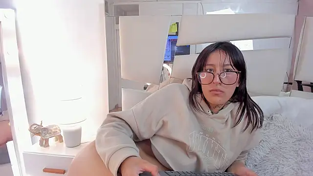 Mariana_Joness's cam snapshot