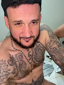 Cubano_CalienteX's cam snapshot