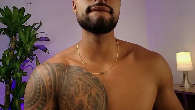 LiamGarcia1 live sex cam