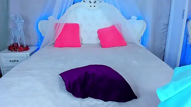 Milka_Blond's cam snapshot