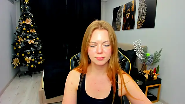 Strawberrye's cam snapshot