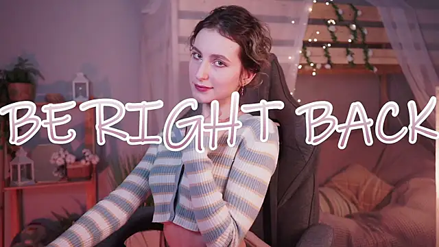 LuxRayi's cam snapshot