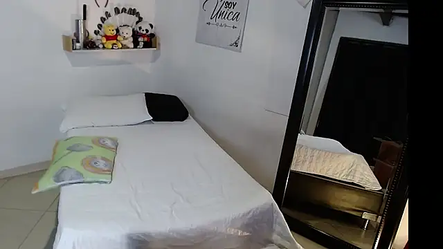 shamanhta's cam snapshot