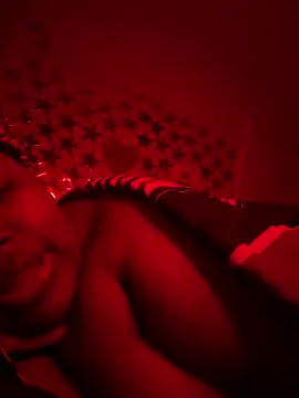 Chocolatebunnyxx96's cam snapshot