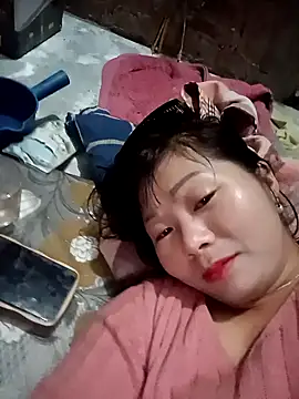 vangkt-cute live sex cam