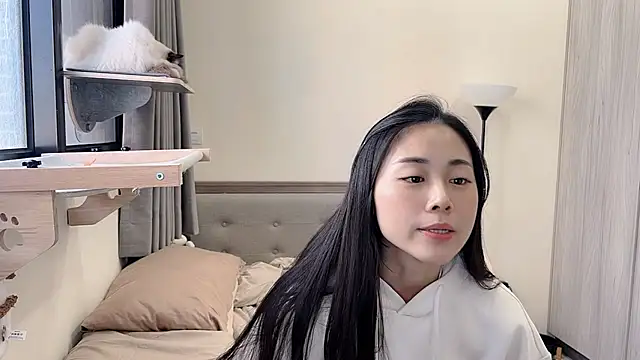 BabyOneDaily's cam snapshot